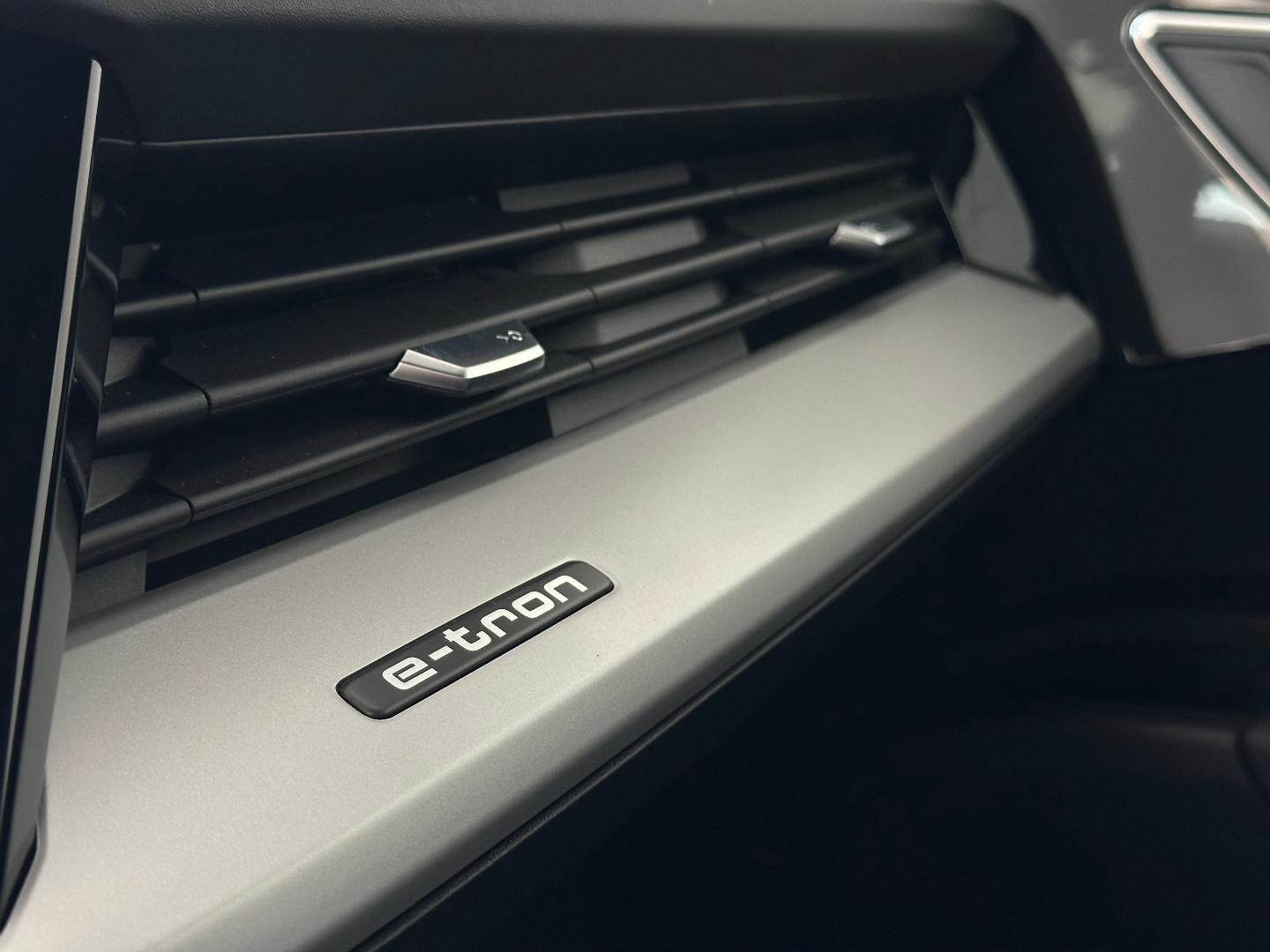 Image about Audi Q4 e-tron 40 e-tron