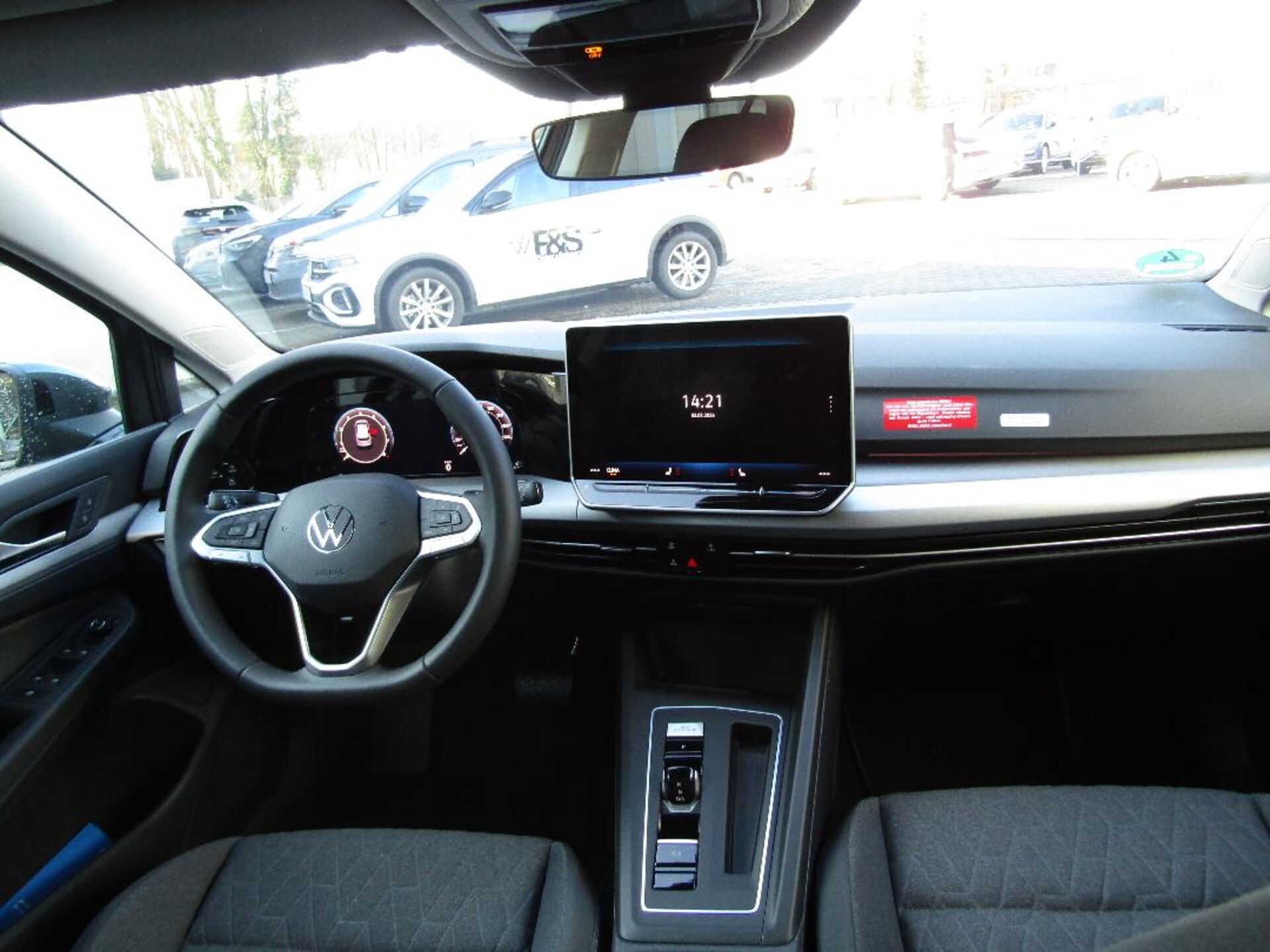 Volkswagen Golf Life