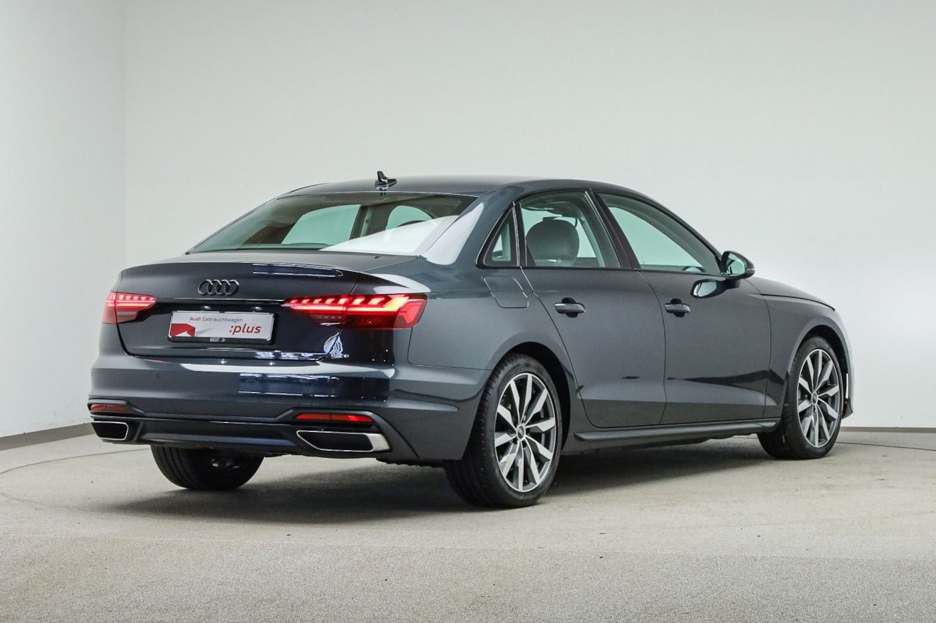 Audi A4 Limousine Advanced