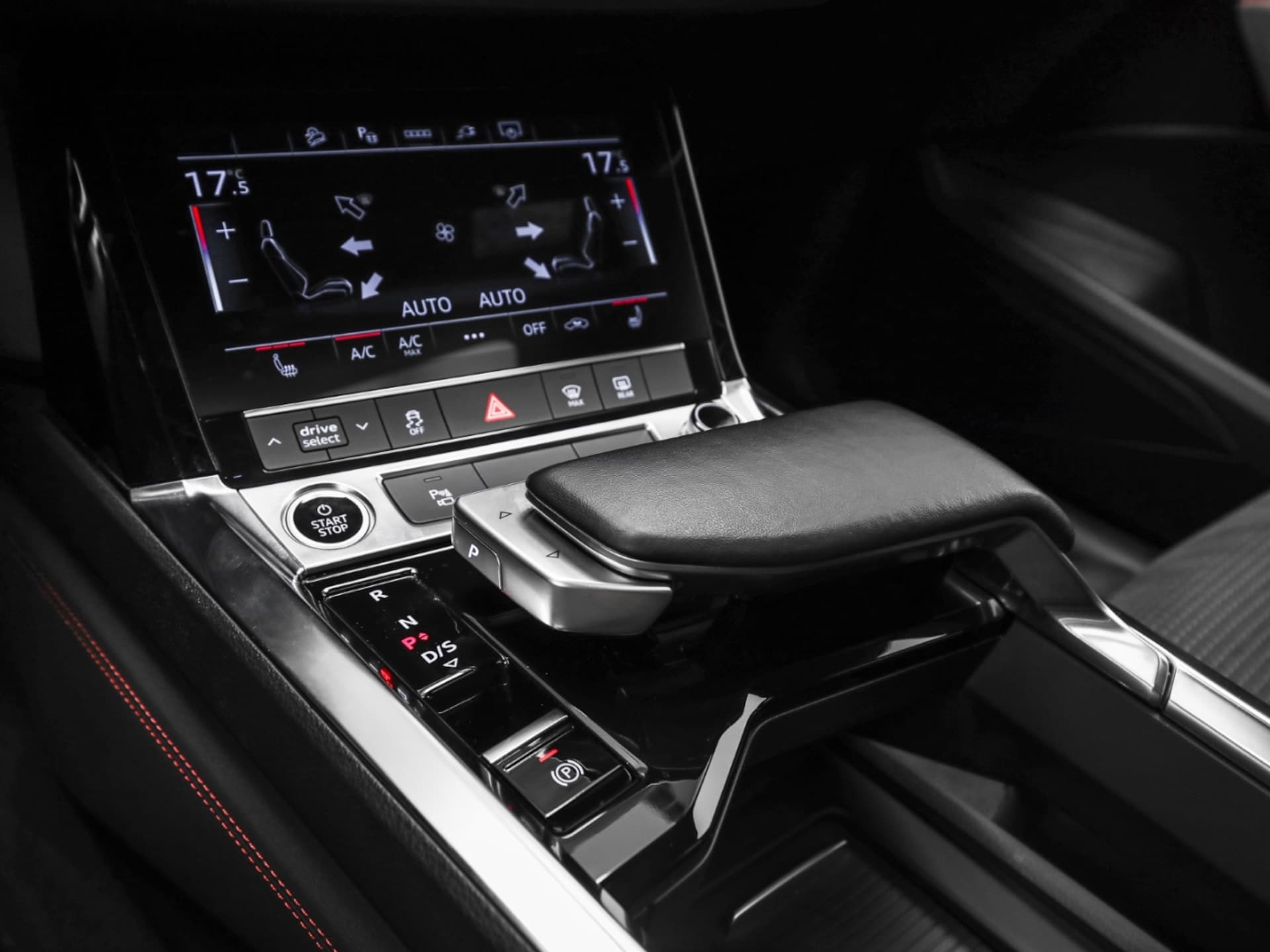 Audi Q8 e-tron S line
