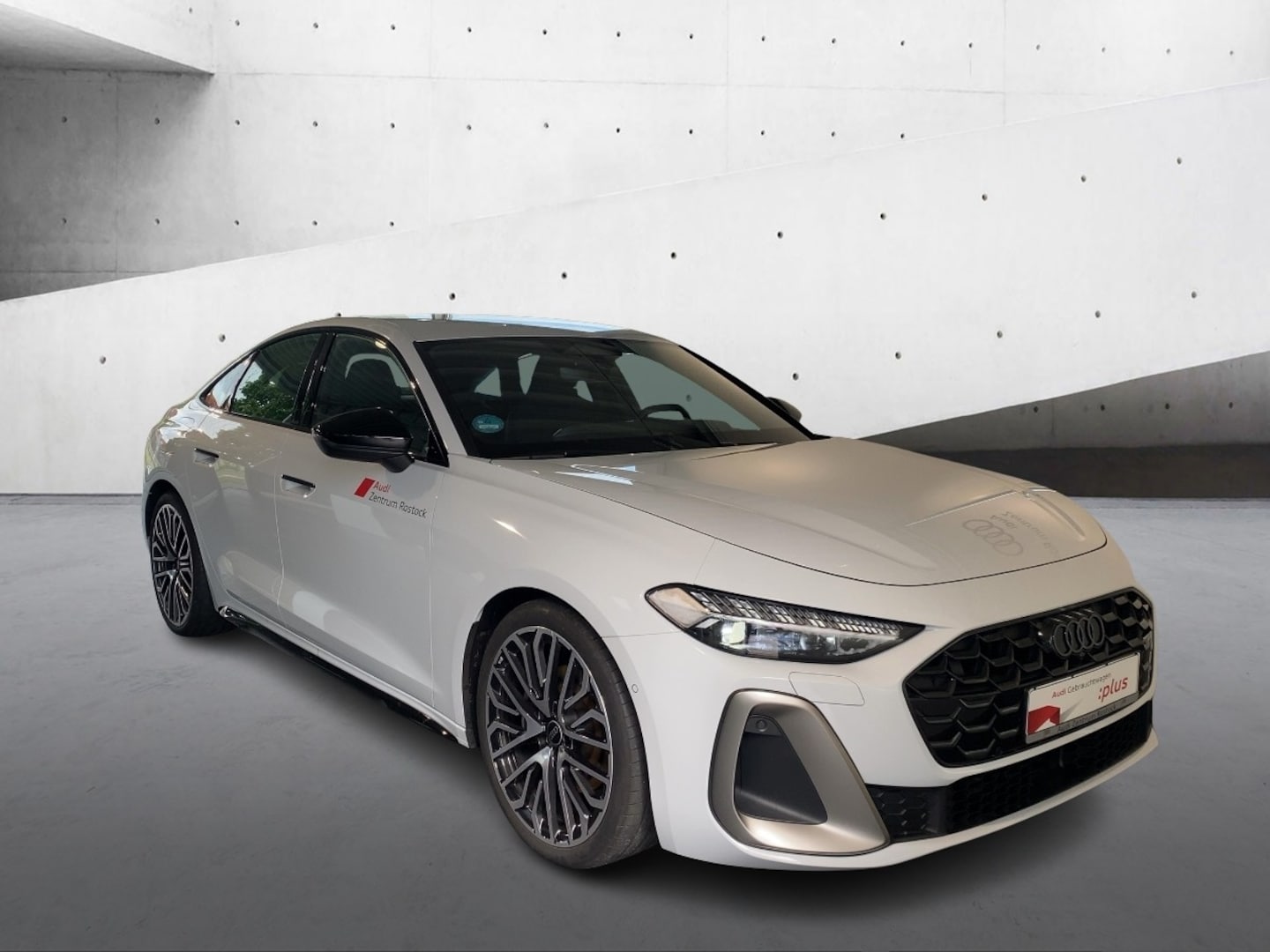 Bild über Audi A5 Limousine TFSI quattro S tronic - für weitere Informationen kontaktieren Sie den Audi Partner