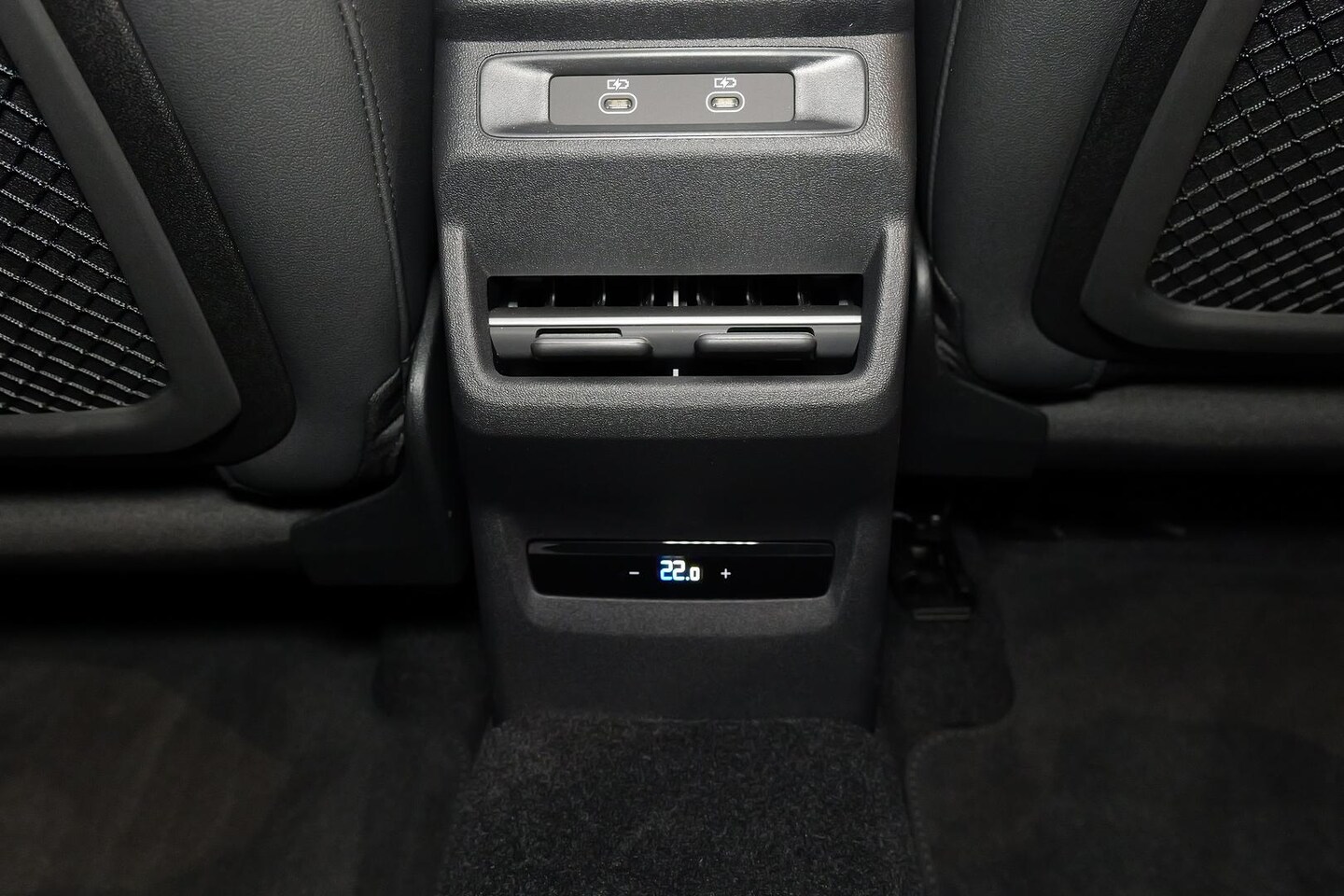 Image about Audi Q3 SUV TFSI 110 kW launch edition