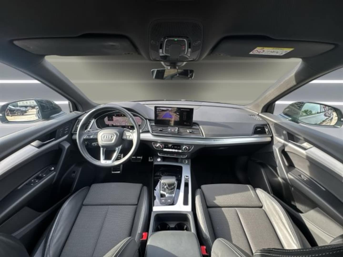 Bild über Audi Q5 45 TFSI quattro S tronic - für weitere Informationen kontaktieren Sie den Audi Partner