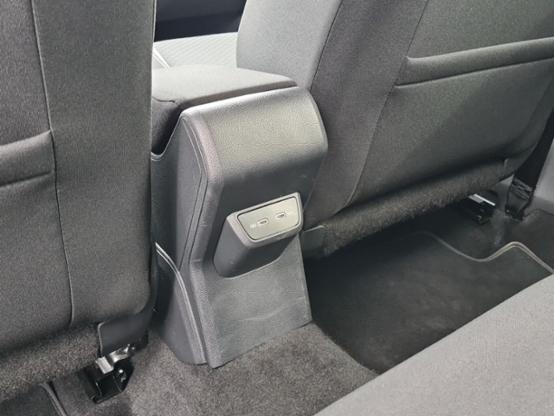 Volkswagen Polo Active