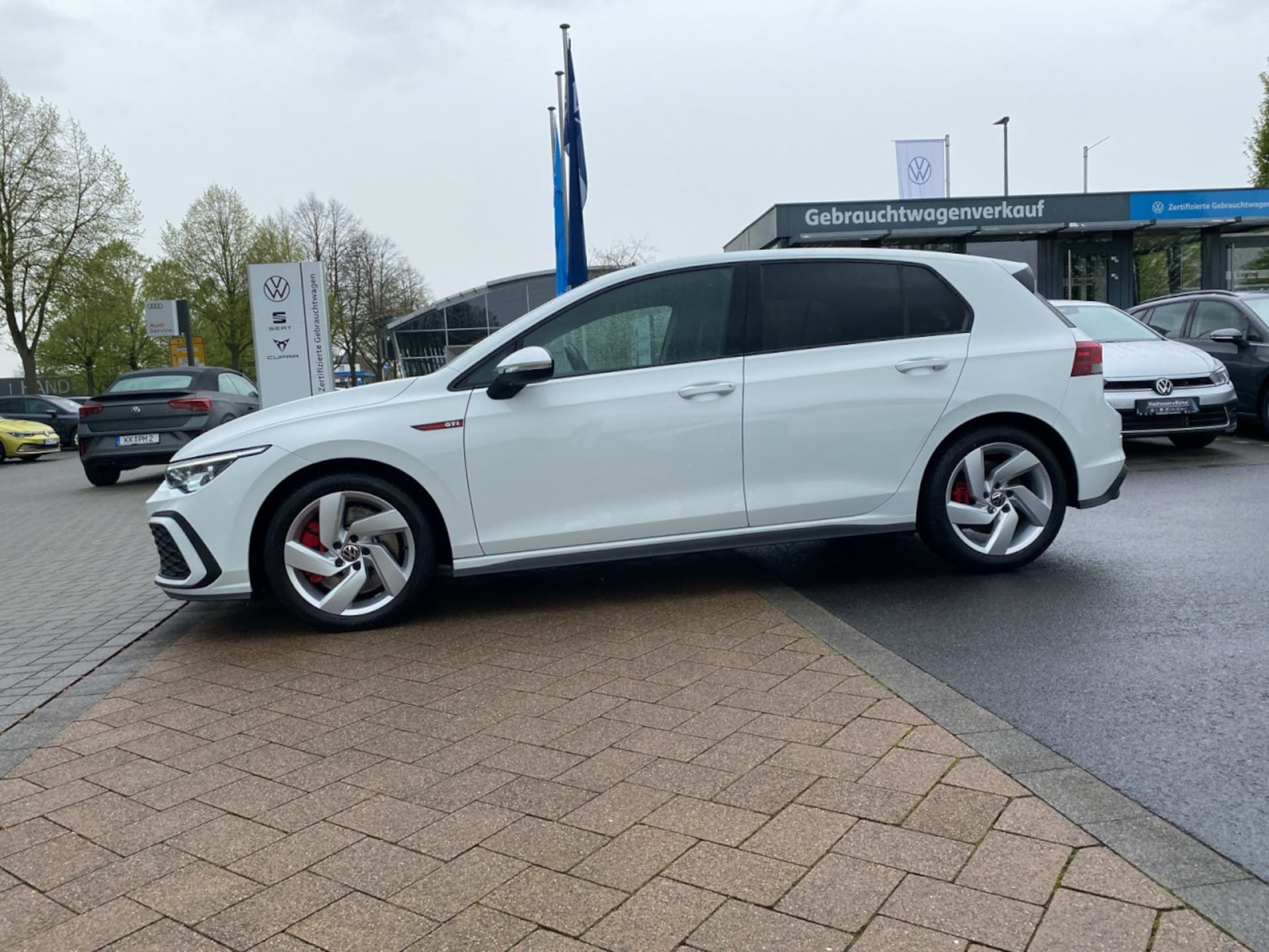 Volkswagen Golf GTI
