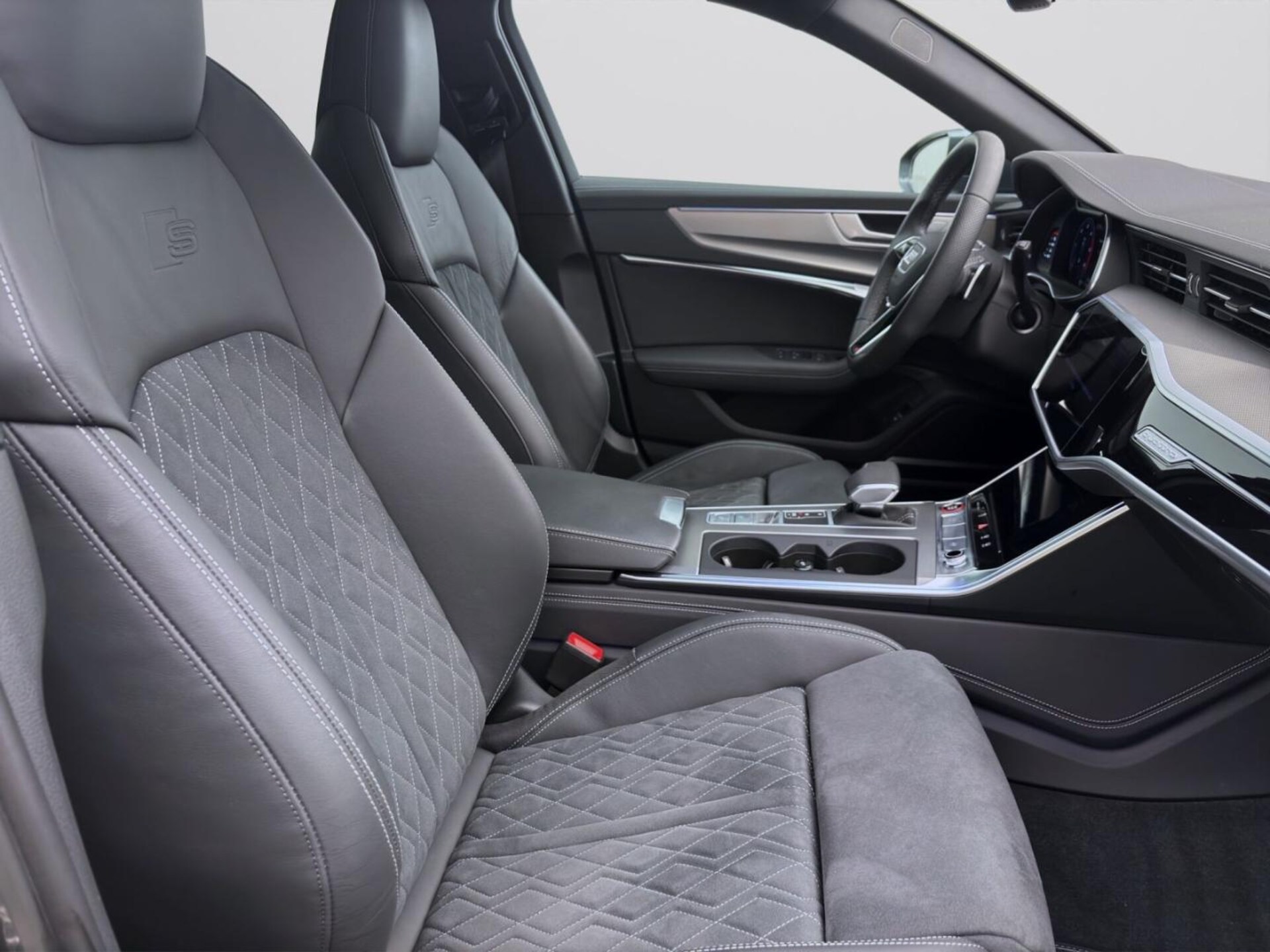 Audi S6 Avant