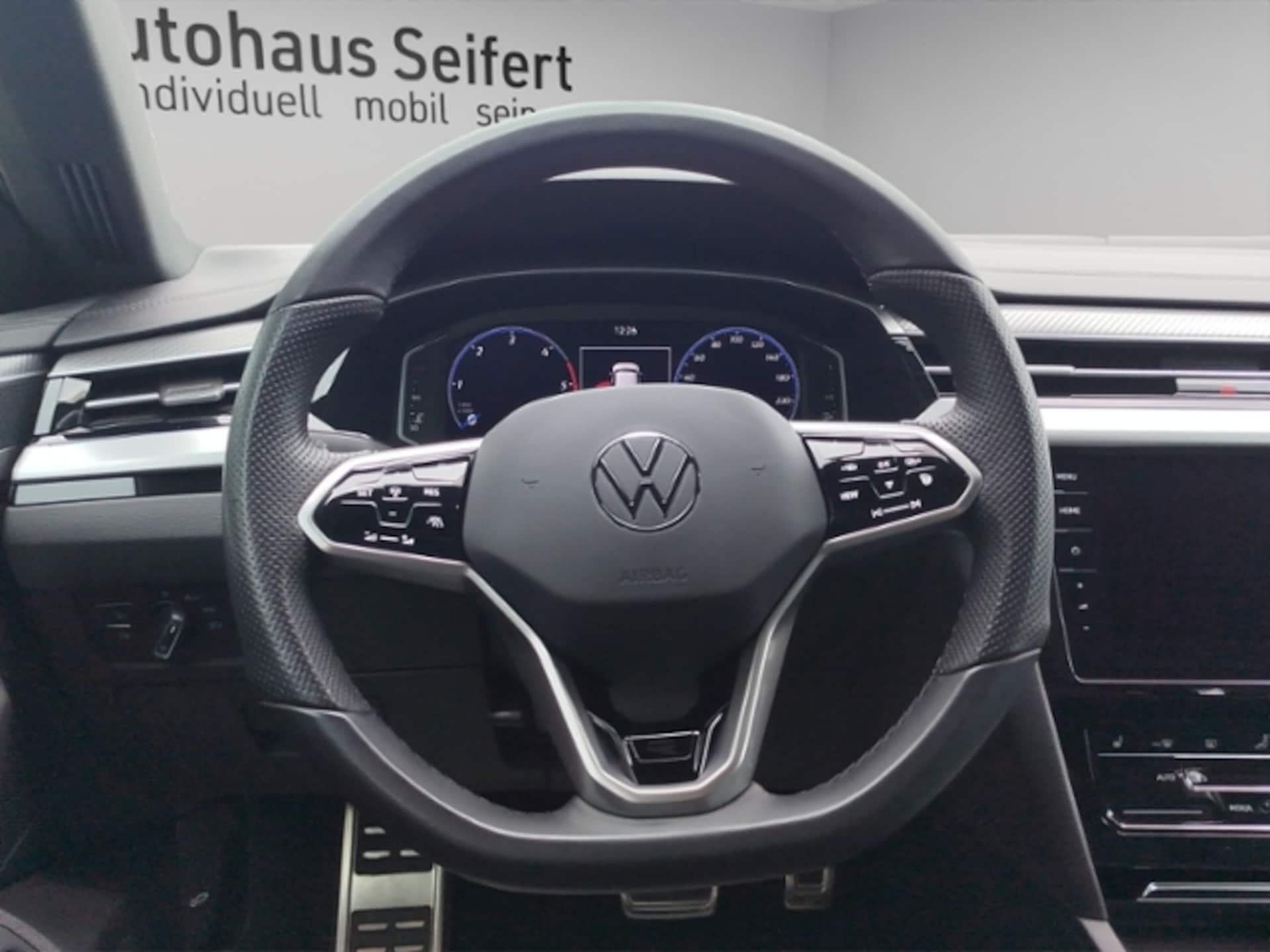 Volkswagen Arteon R-Line