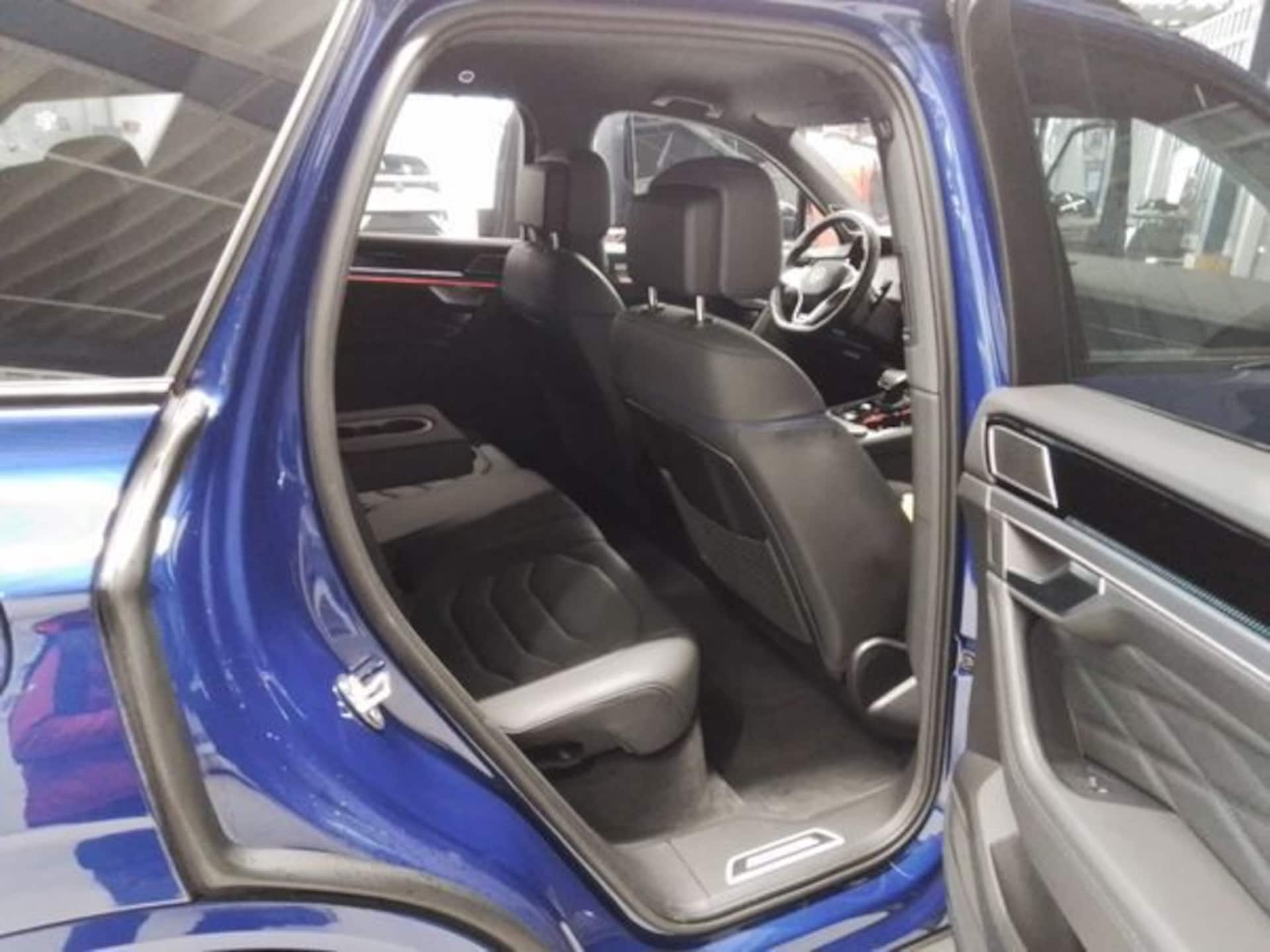 Volkswagen Touareg R