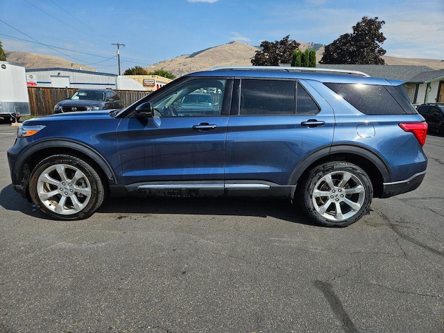 2020 Ford Explorer