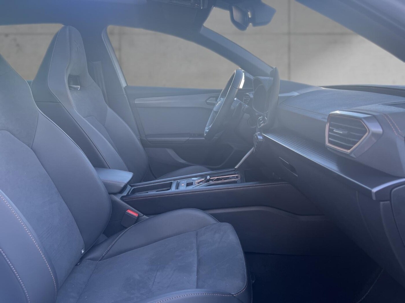 CUPRA Leon León 2.0 TSI VZ DSG 221 kW (300 CV) — photo 5