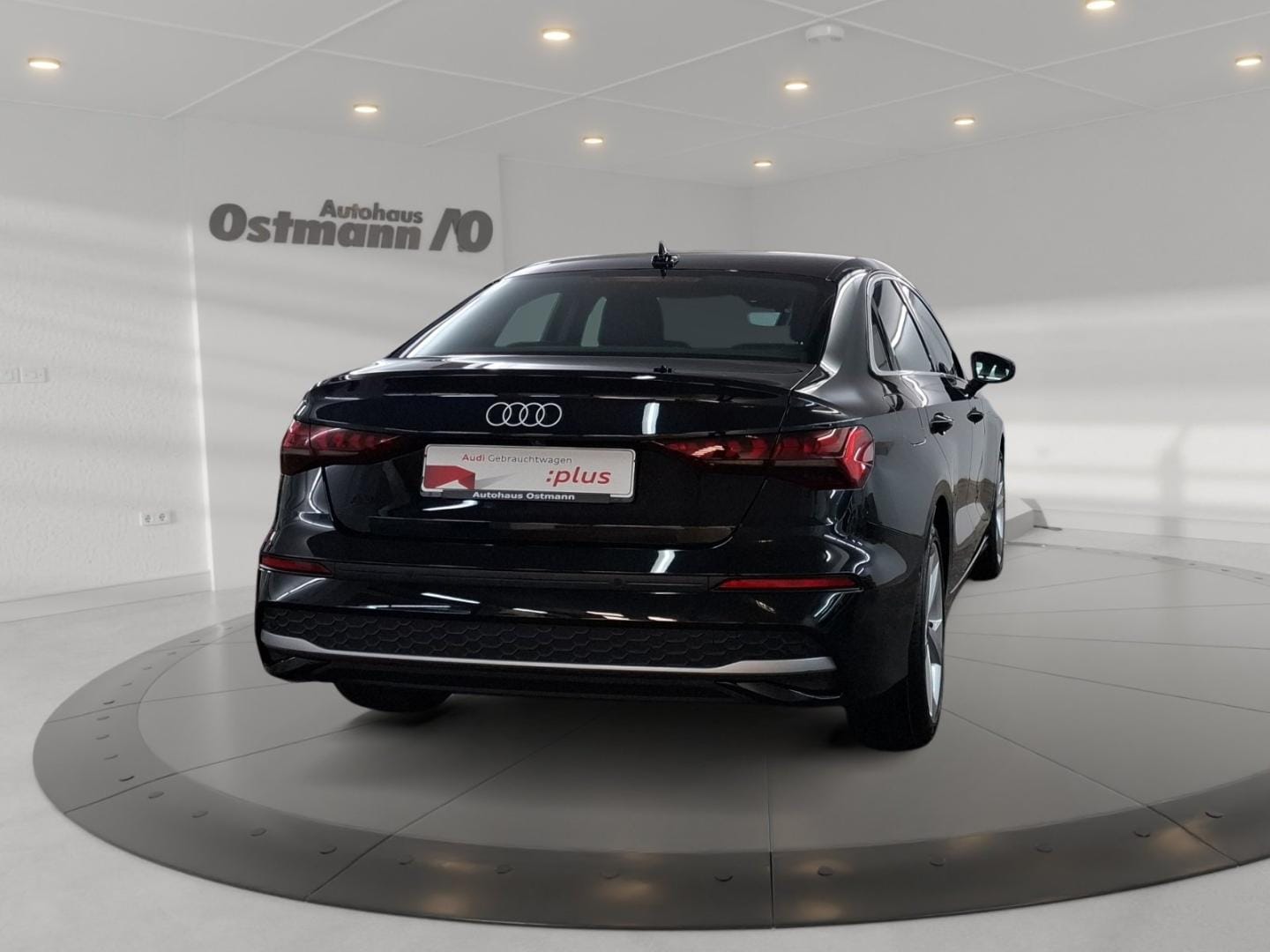 Bild über Audi A3 Limousine TDI S tronic - für weitere Informationen kontaktieren Sie den Audi Partner