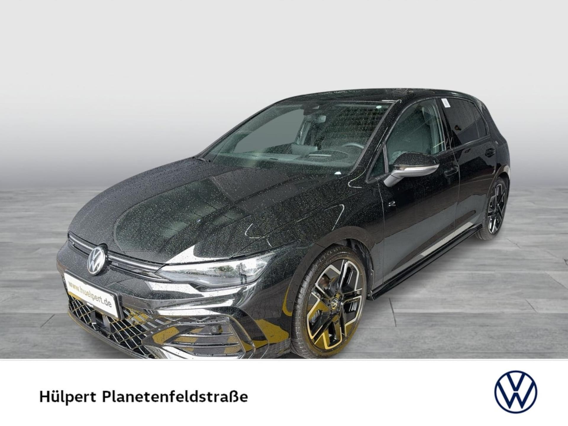 Volkswagen Golf R-Line