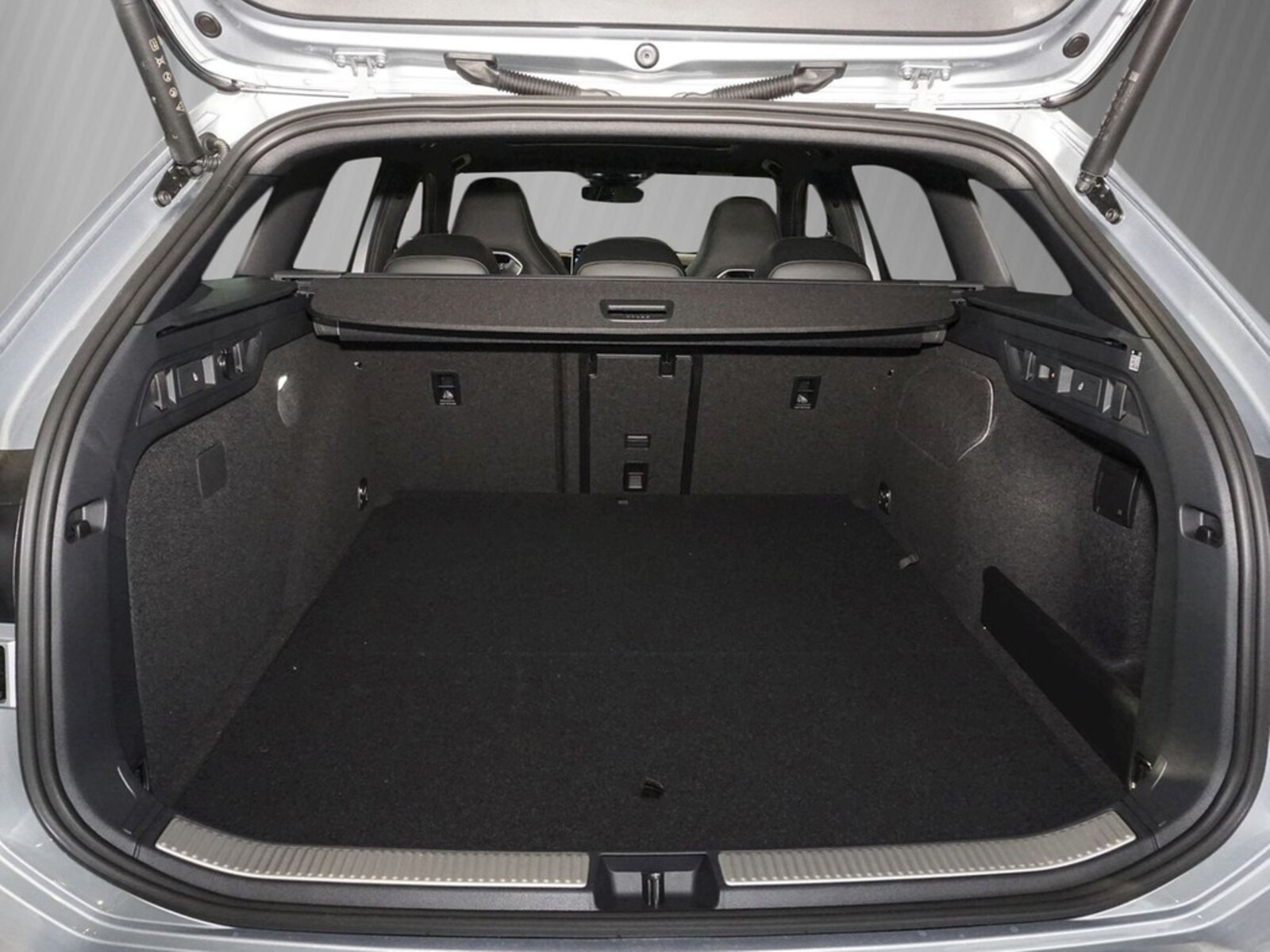 Volkswagen Passat – Bild 6