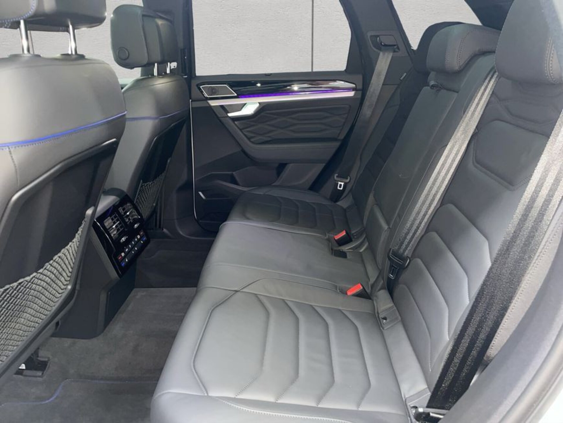 Volkswagen Touareg R
