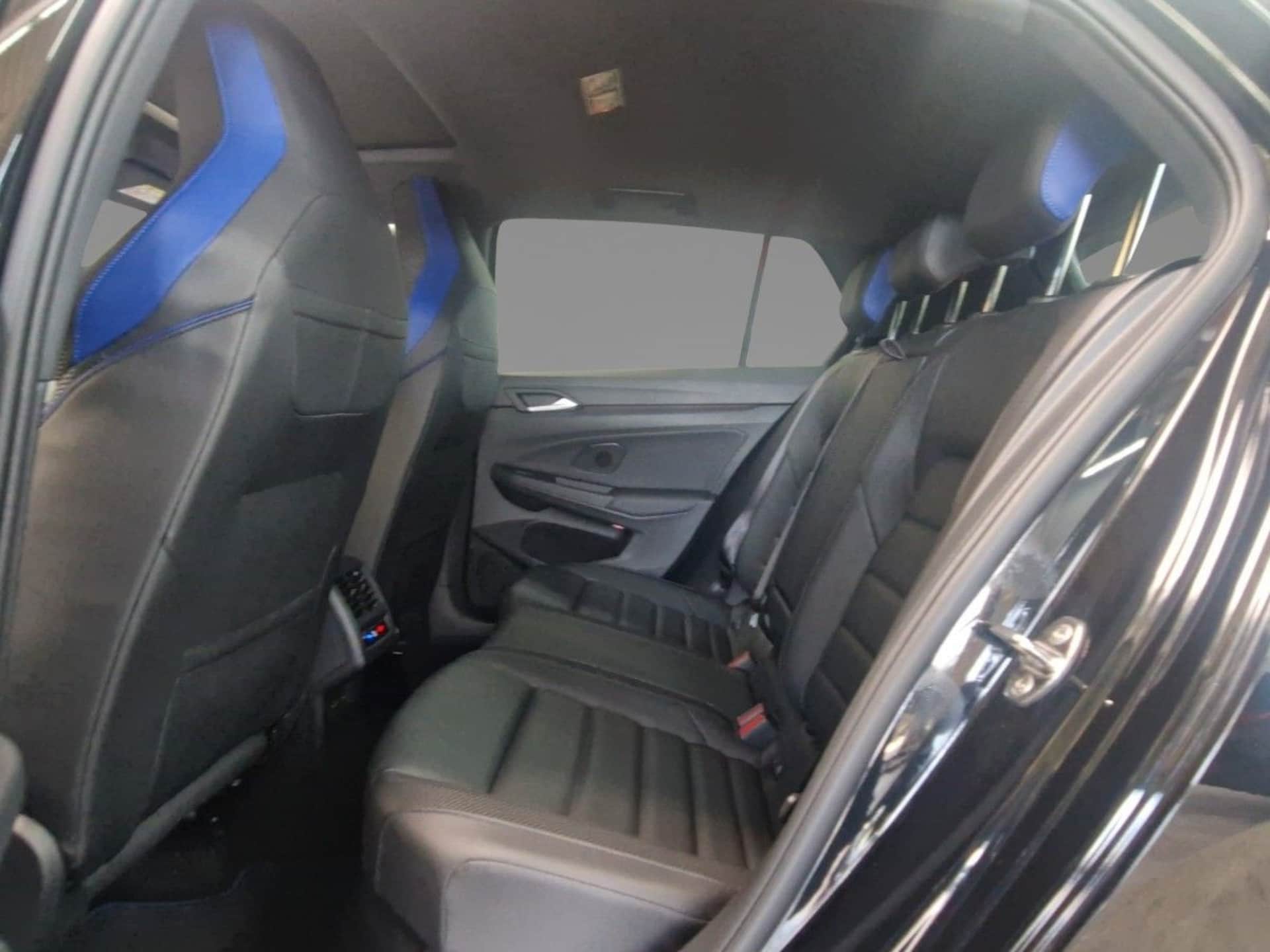 Volkswagen Golf R
