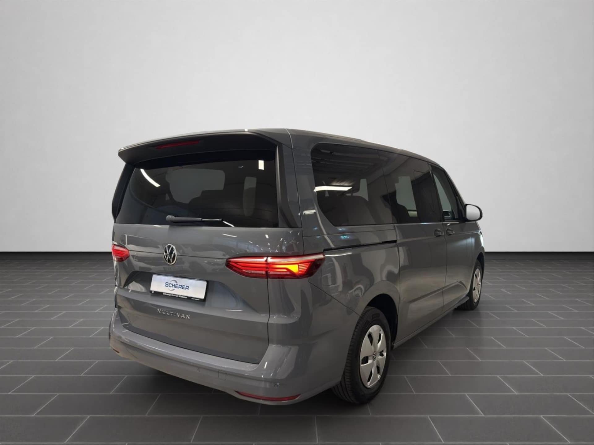 Volkswagen Multivan Langversion Basis-Modell