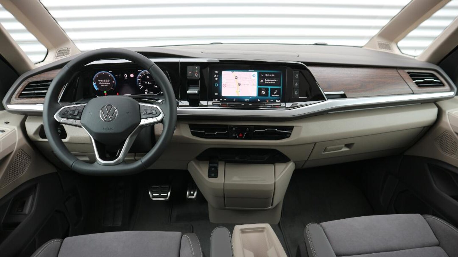 Volkswagen Multivan Langversion – Bild 9