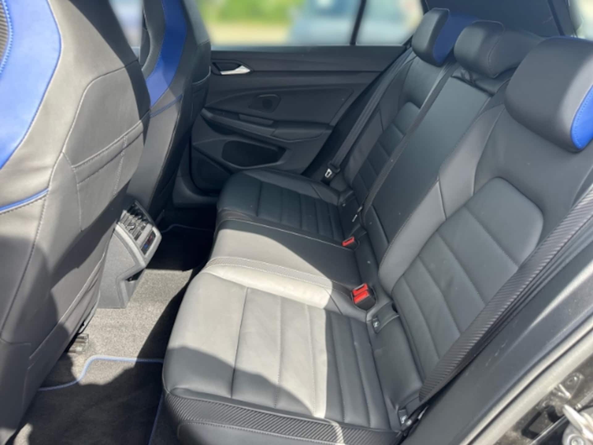 Volkswagen Golf R Black Edition