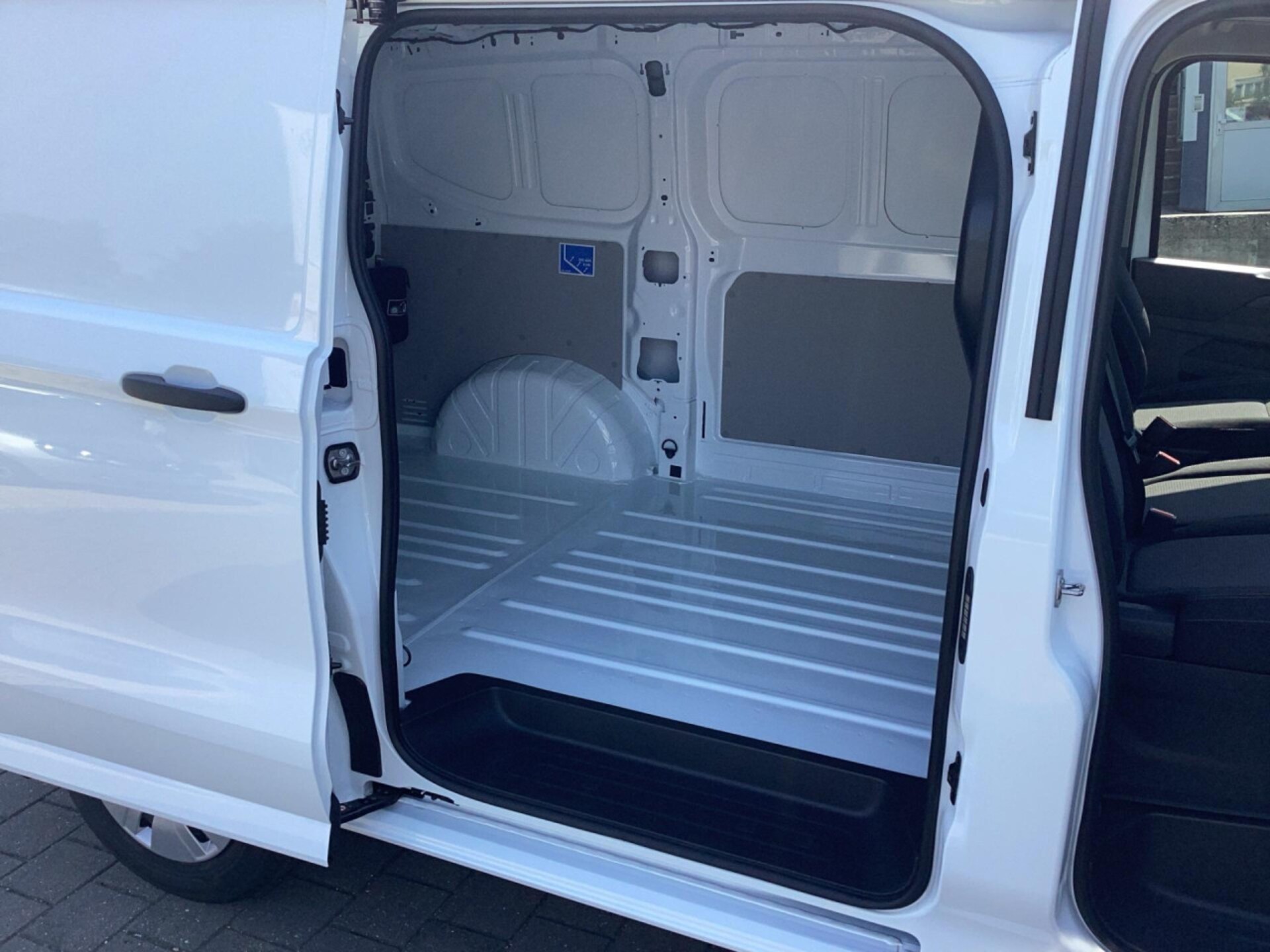Volkswagen Transporter Kasten kurzer Radstand
