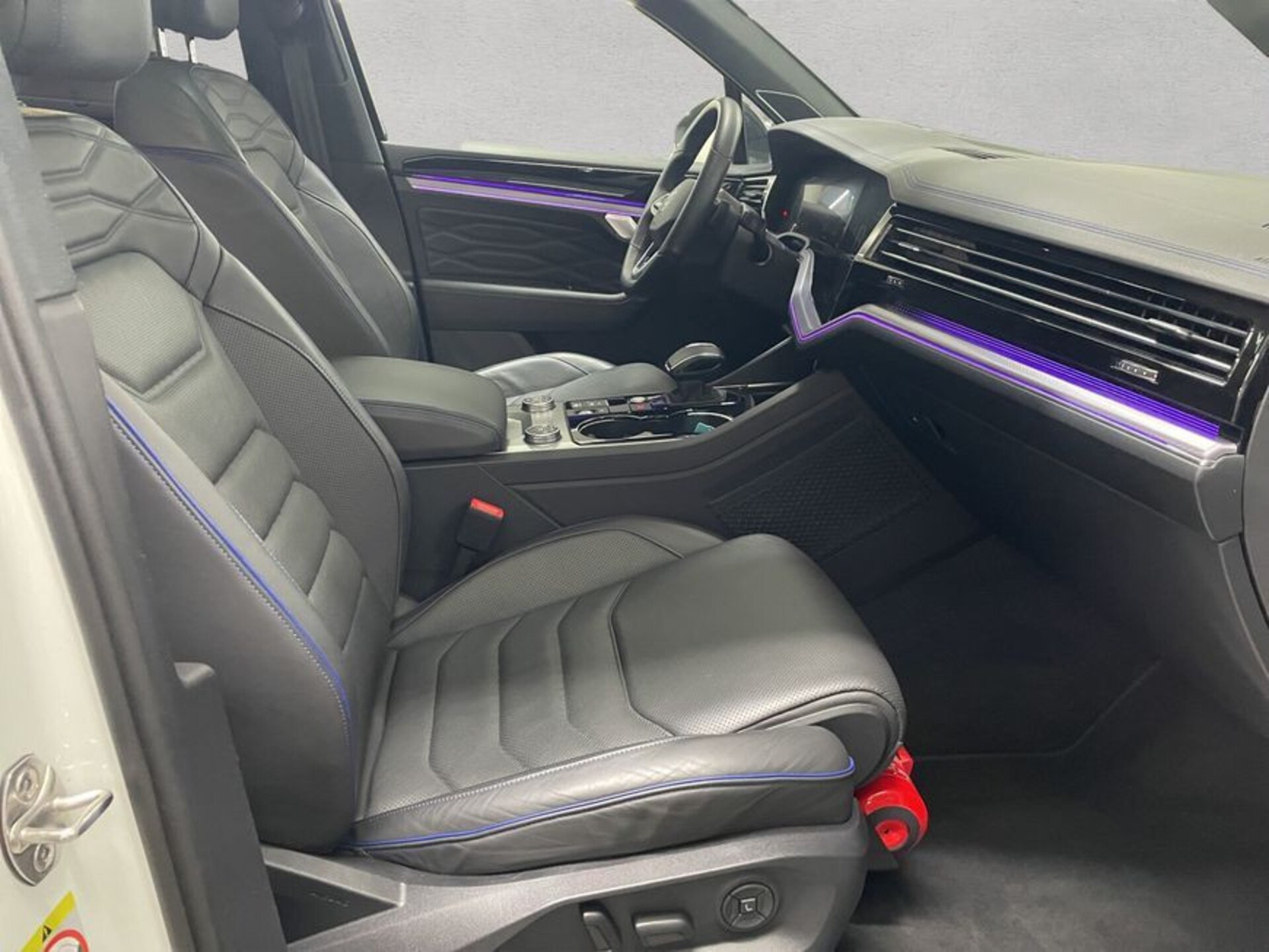 Volkswagen Touareg R