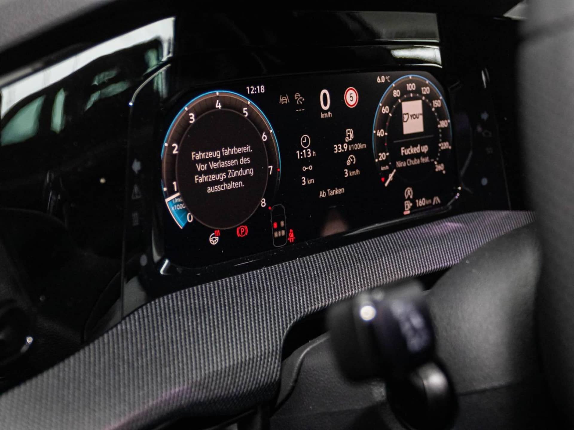 Volkswagen Golf R-Line