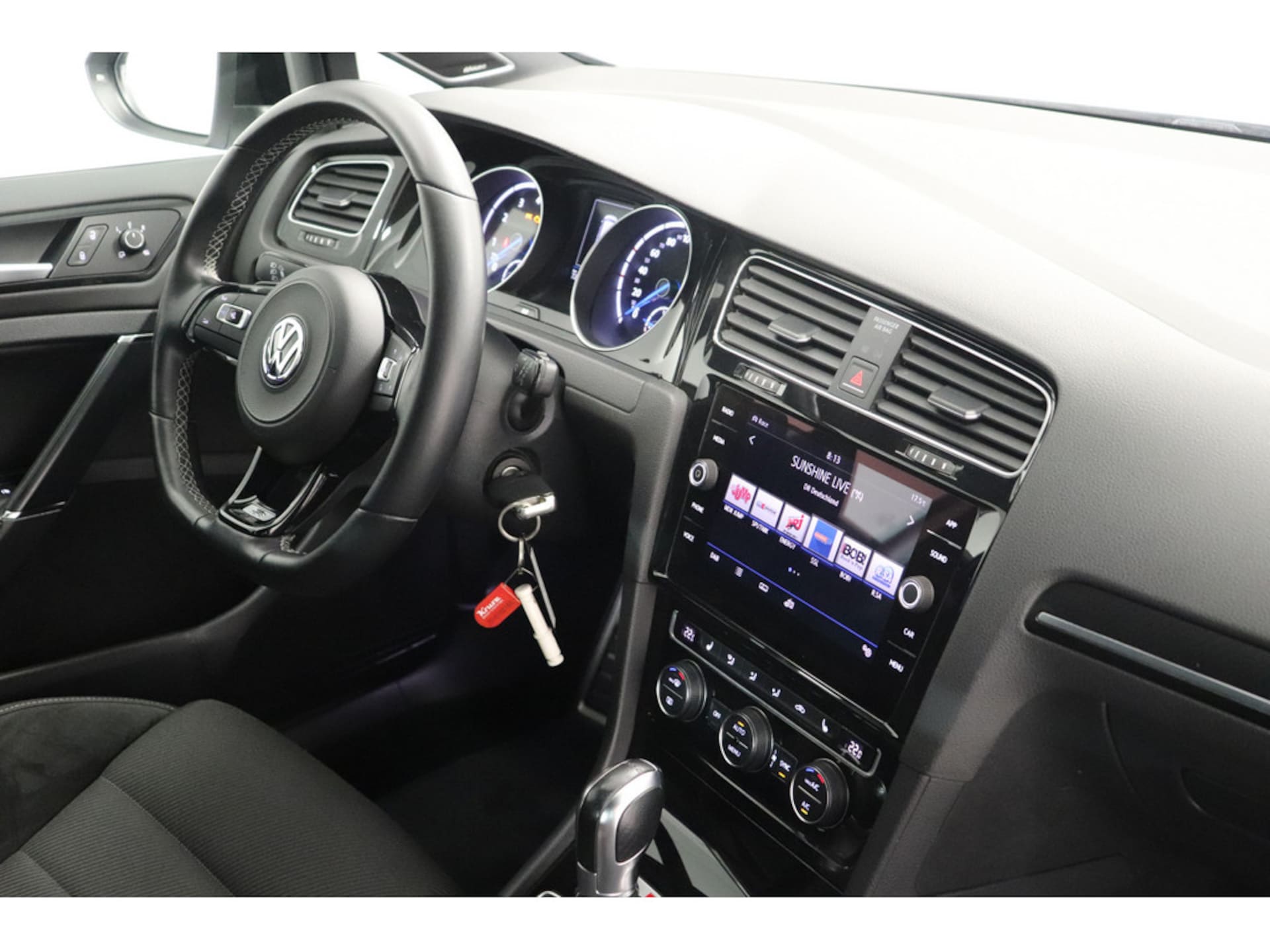 Volkswagen Golf Variant R
