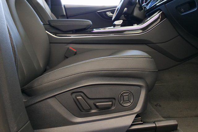 2026 Audi Q8 Premium - Photo 17