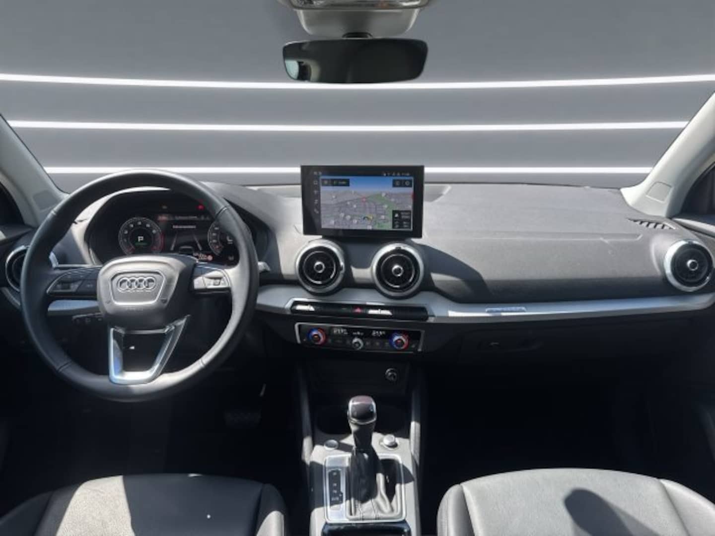 Bild über Audi Q2 advanced 40 TFSI quattro S tronic - für weitere Informationen kontaktieren Sie den Audi Partner