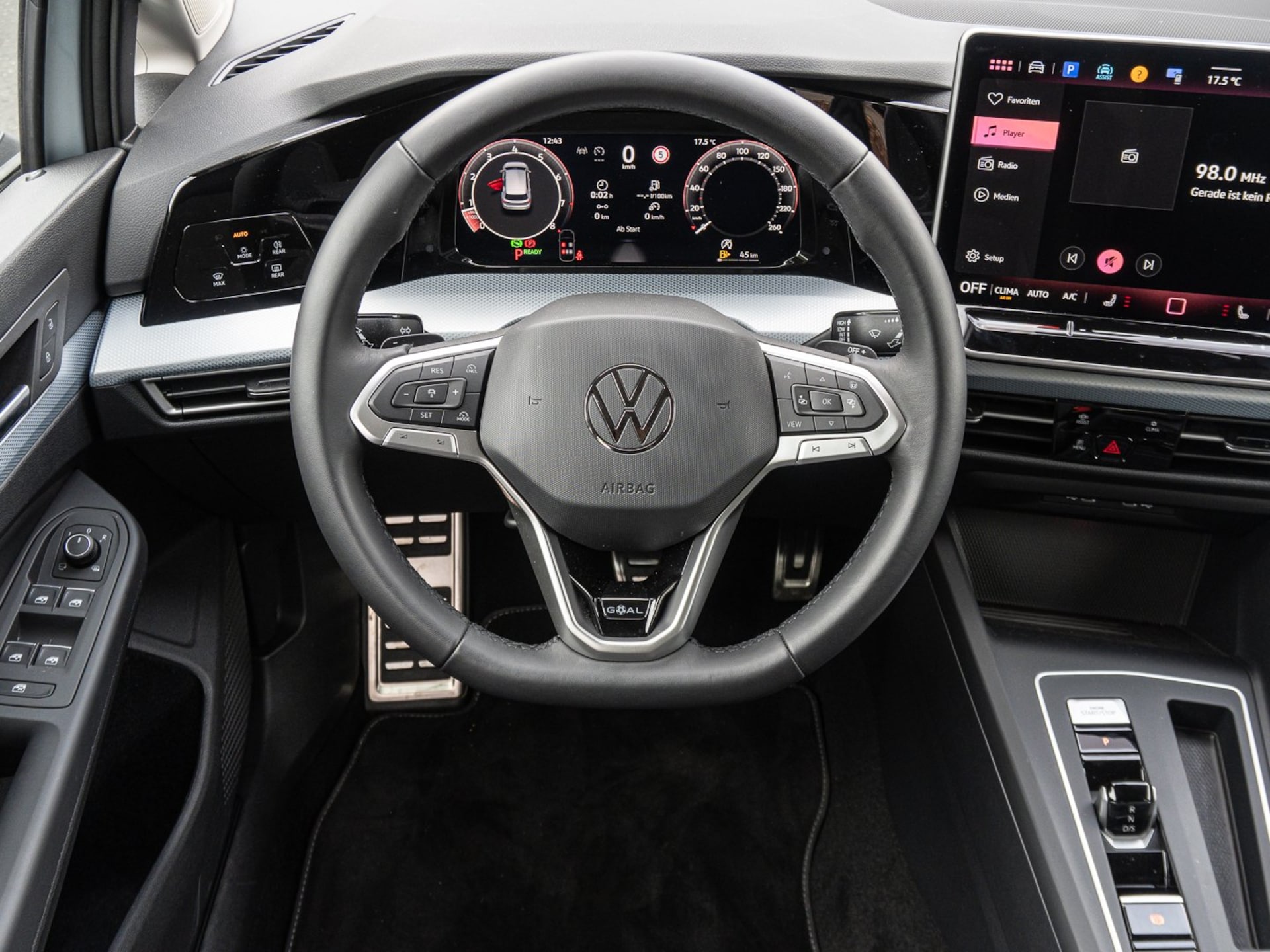 Volkswagen Golf Life