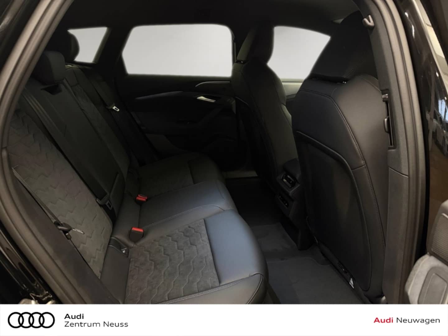 Bild über Audi A6 Avant e-tron e-tron 210 kW - für weitere Informationen kontaktieren Sie den Audi Partner