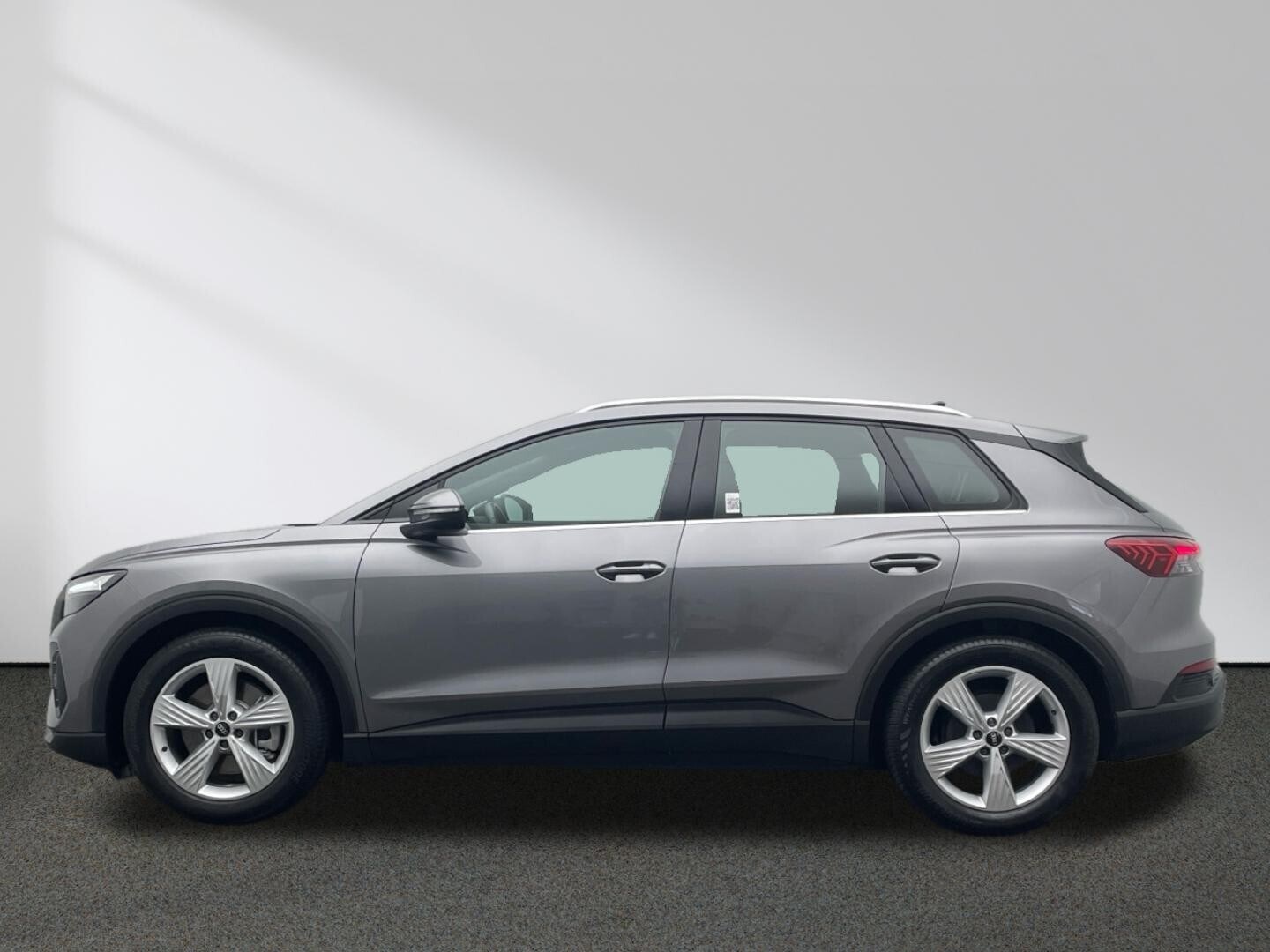 Image about Audi Q4 e-tron 40 e-tron