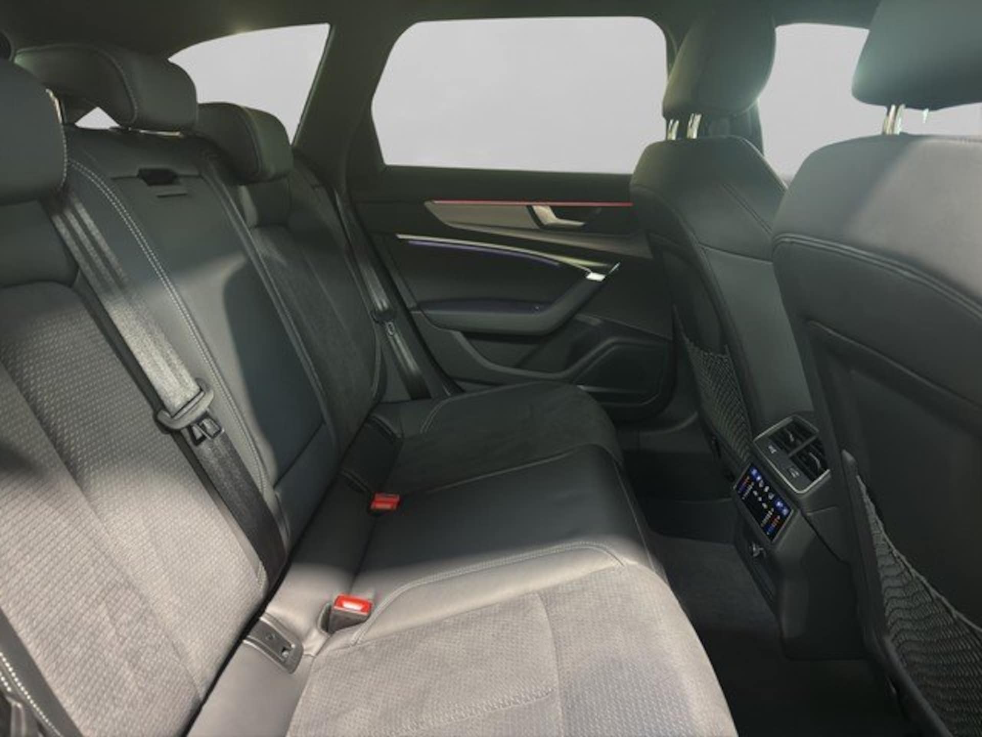 Audi S6 Avant