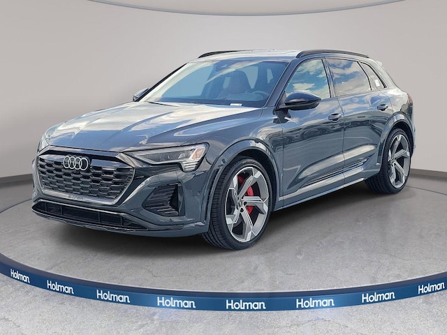 2024 Audi SQ8 e-tron