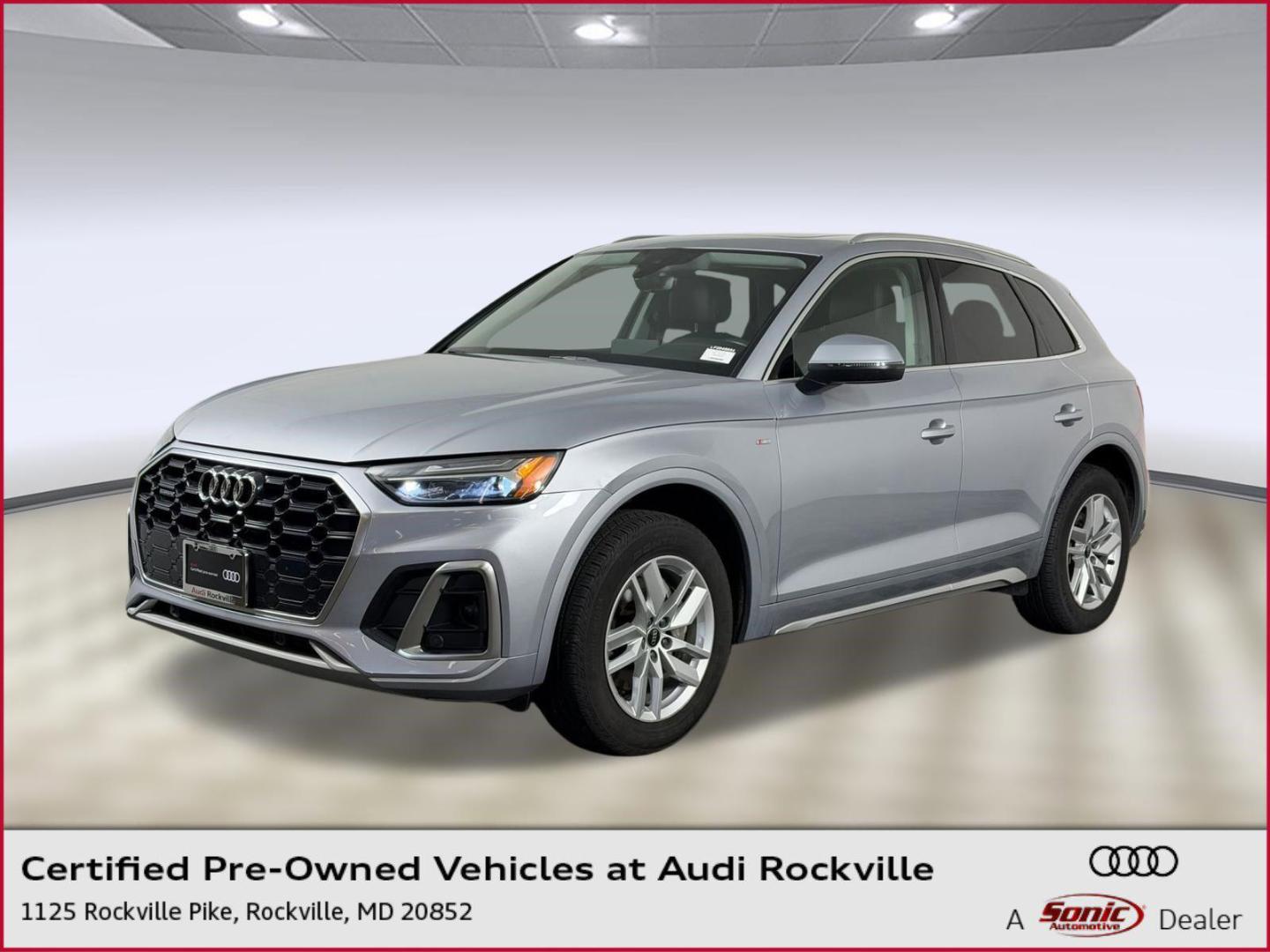 2023 Audi Q5 45 Premium's photo