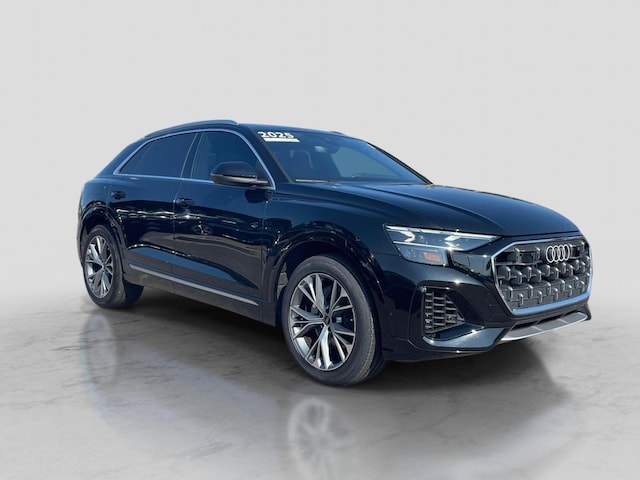 Photo of 2025 Audi Q8