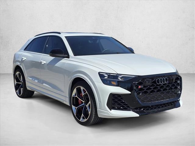 2026 Audi RS Q8 SUV performance