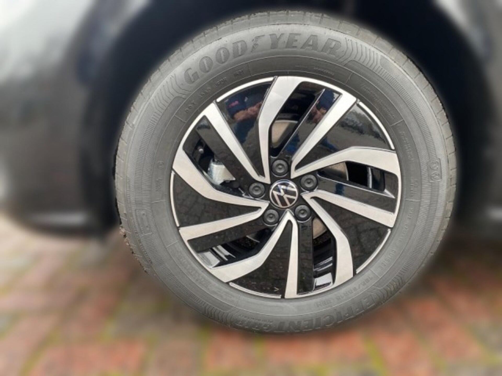 Volkswagen Polo Basis-Modell