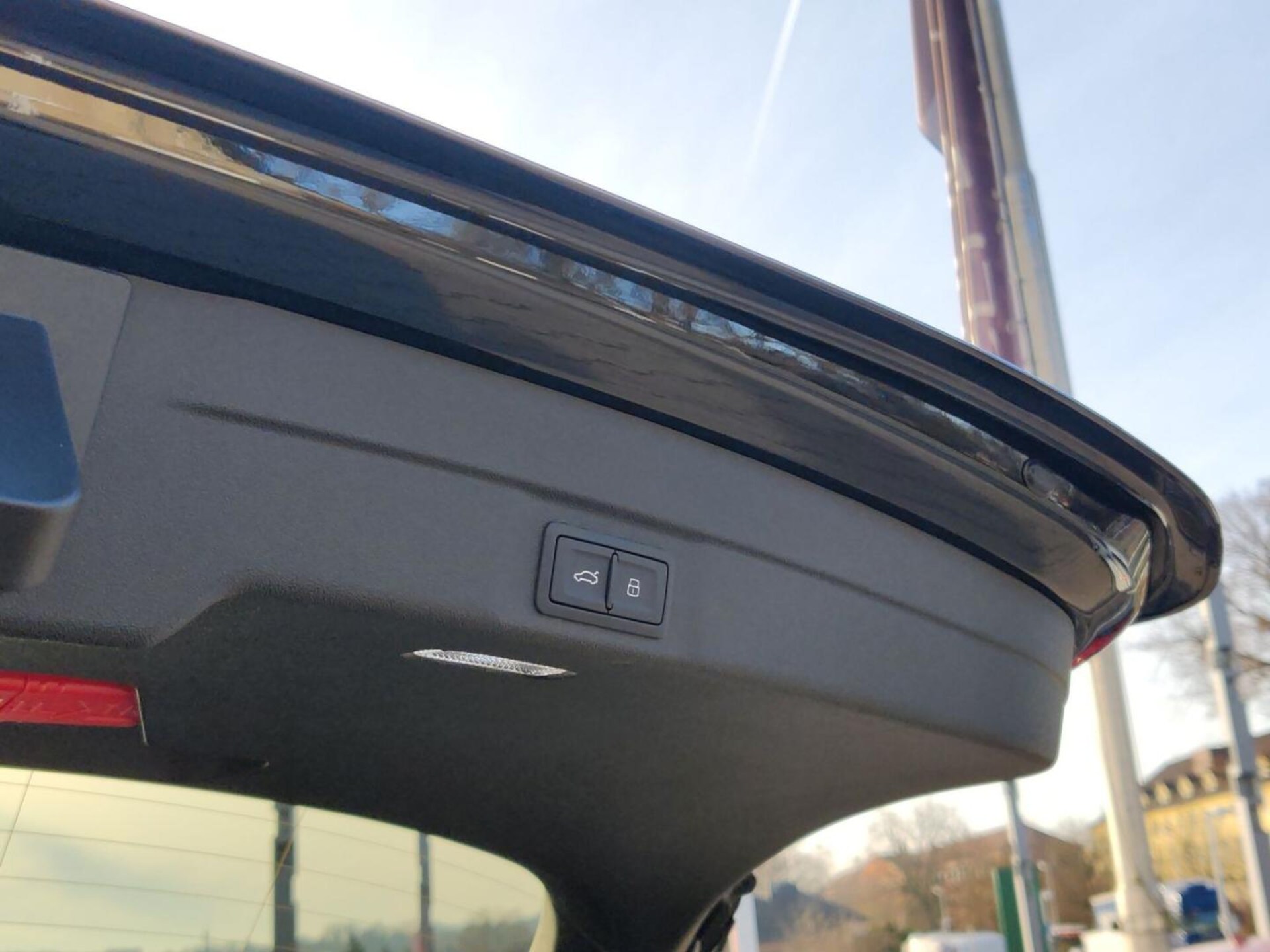Audi A6 Avant edition one