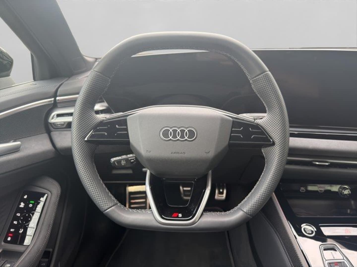 Bild über Audi A6 Limousine e-hybrid edition one e-hybrid quattro 220 kW S tronic - für weitere Informationen kontaktieren Sie den Audi Partner