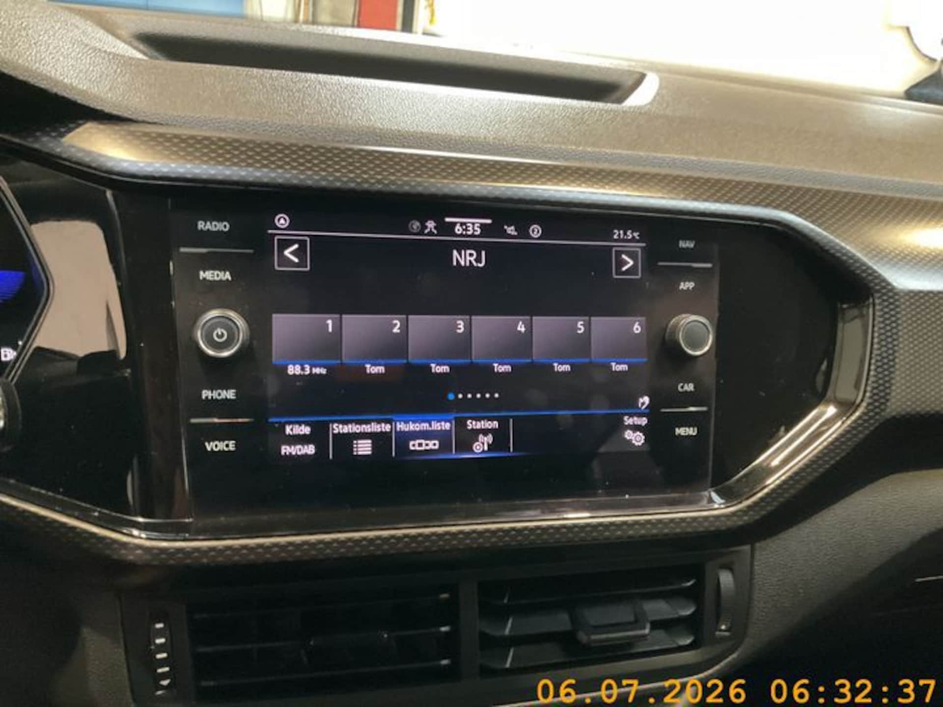 Volkswagen T-Cross Life