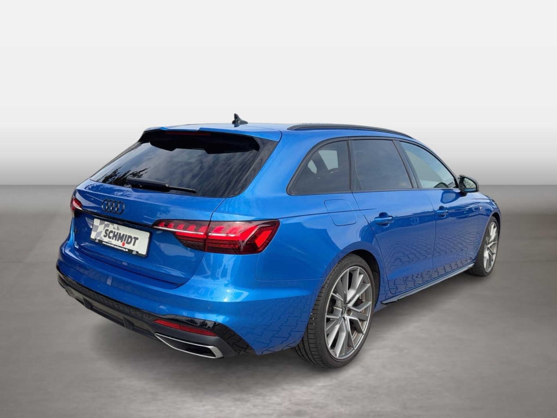Audi A4 Avant S line
