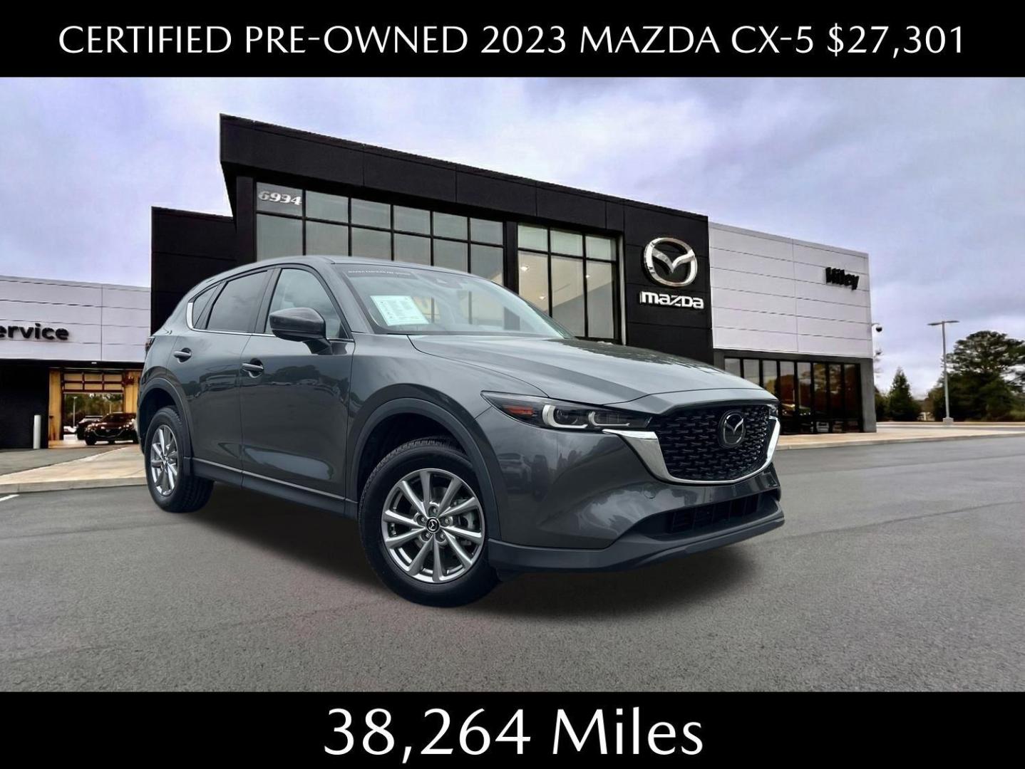 2023 Mazda CX-5 S Preferred package Auto AWD's photo