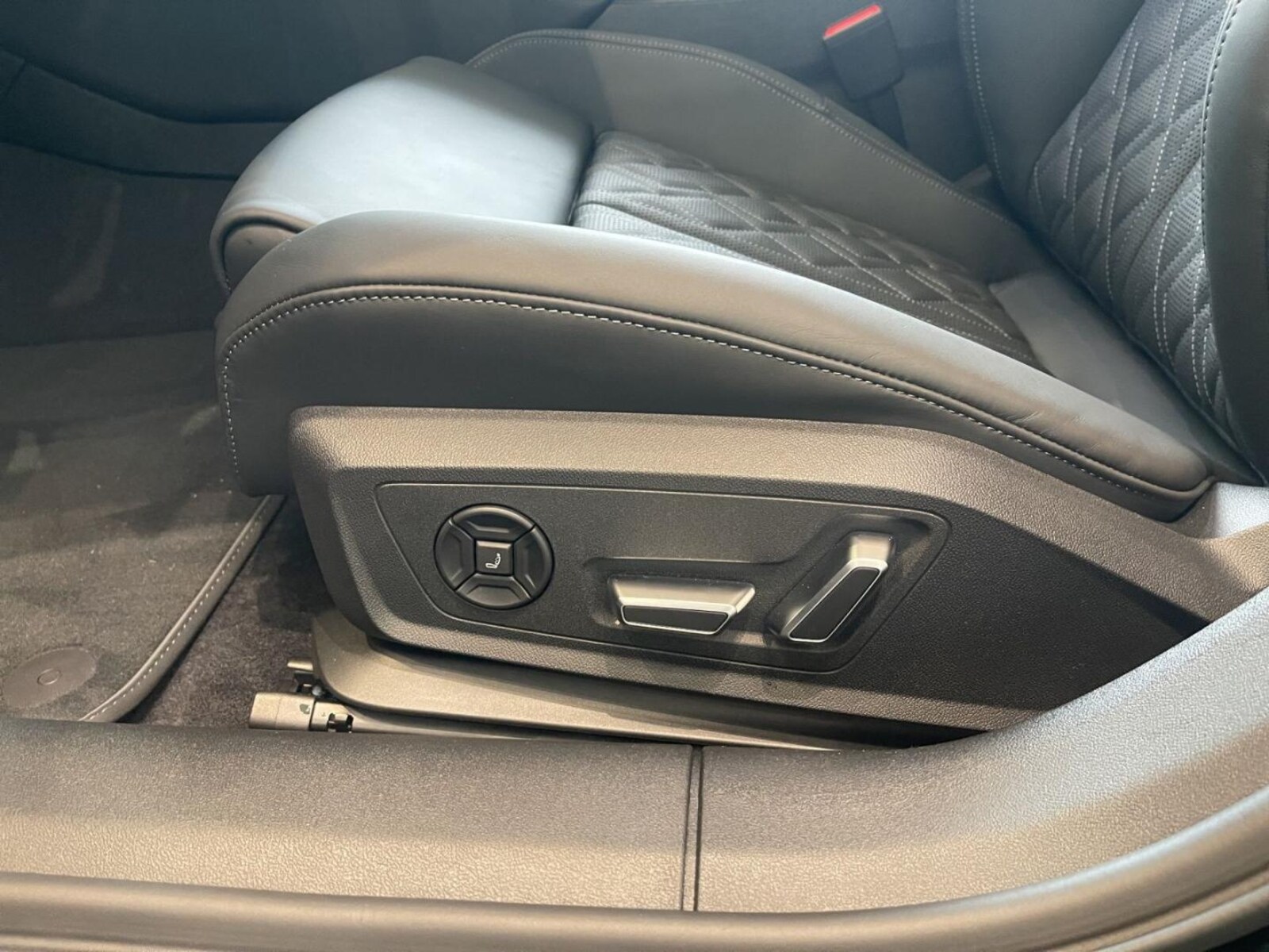 Audi S5 Limousine – Bild 22