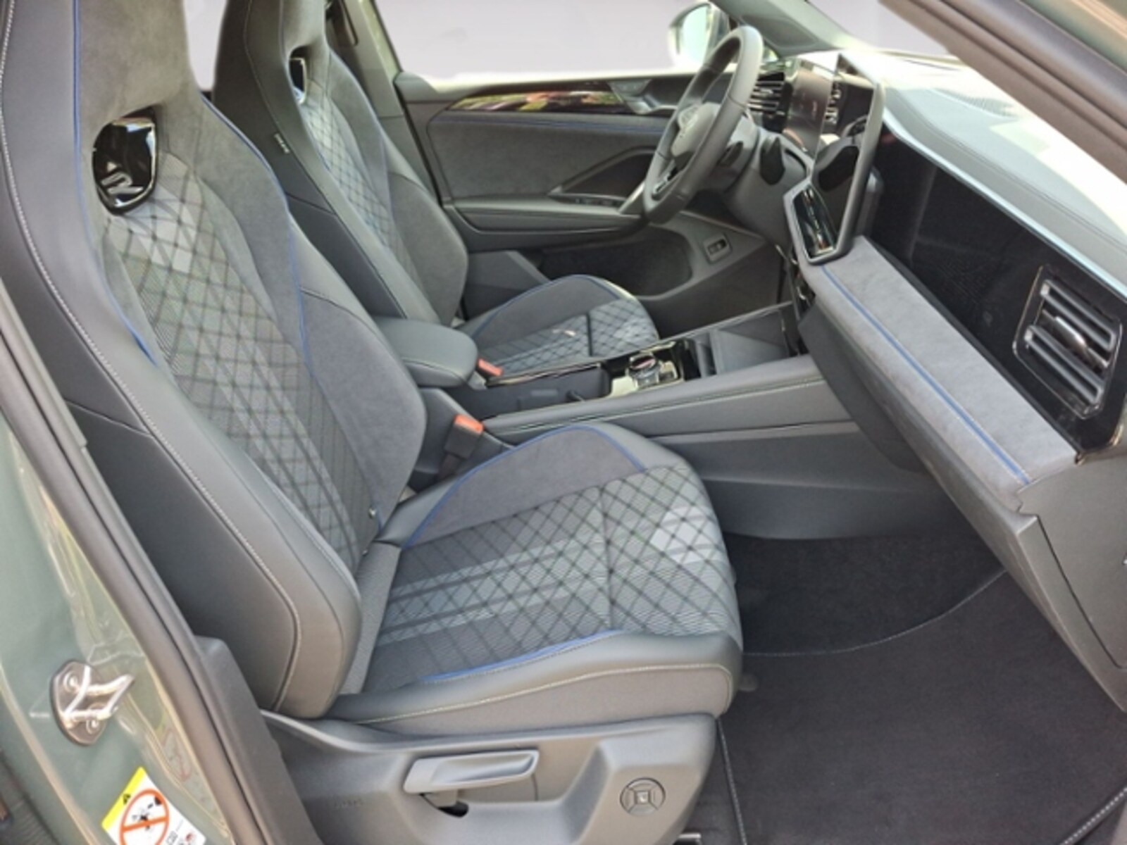 Volkswagen Tiguan – Bild 12