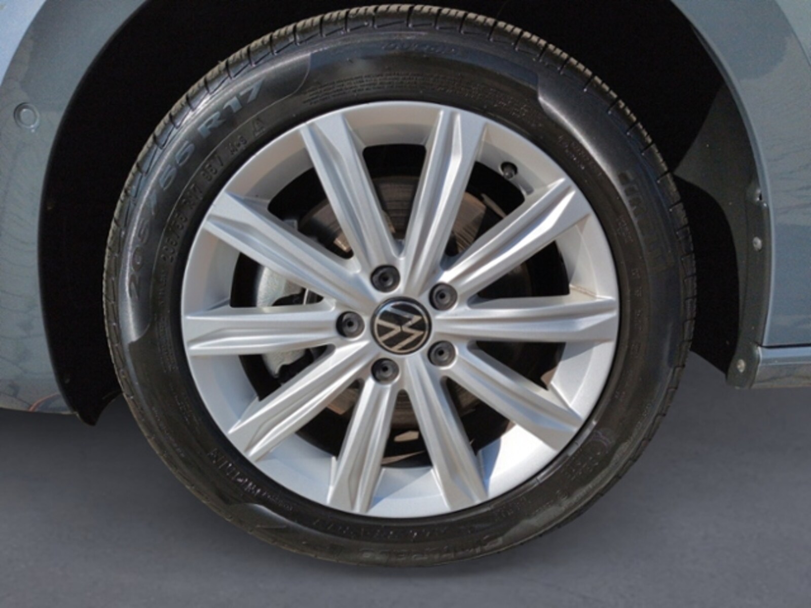 Volkswagen Touran – Bild 9