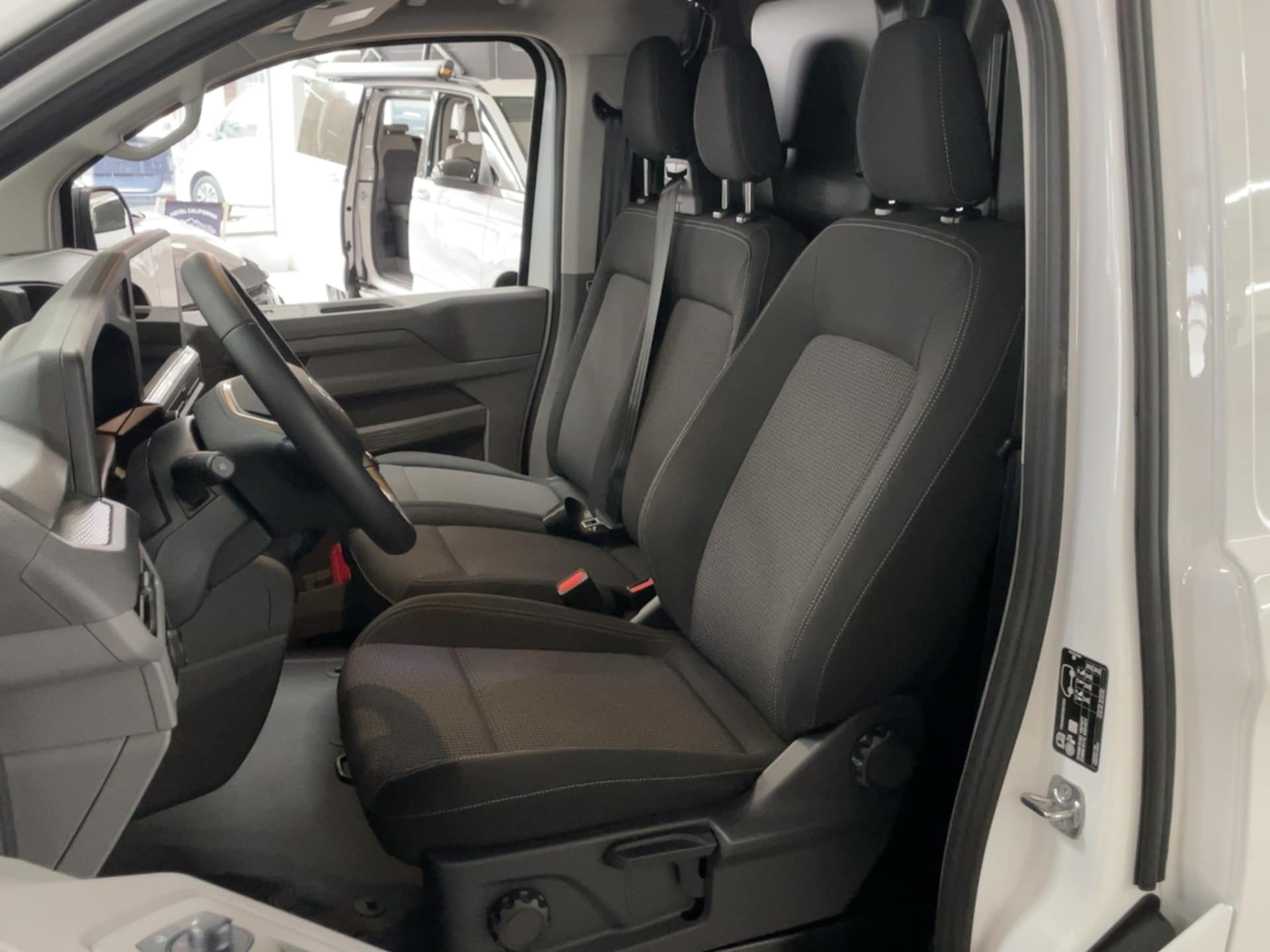 Volkswagen Transporter Kasten kurzer Radstand