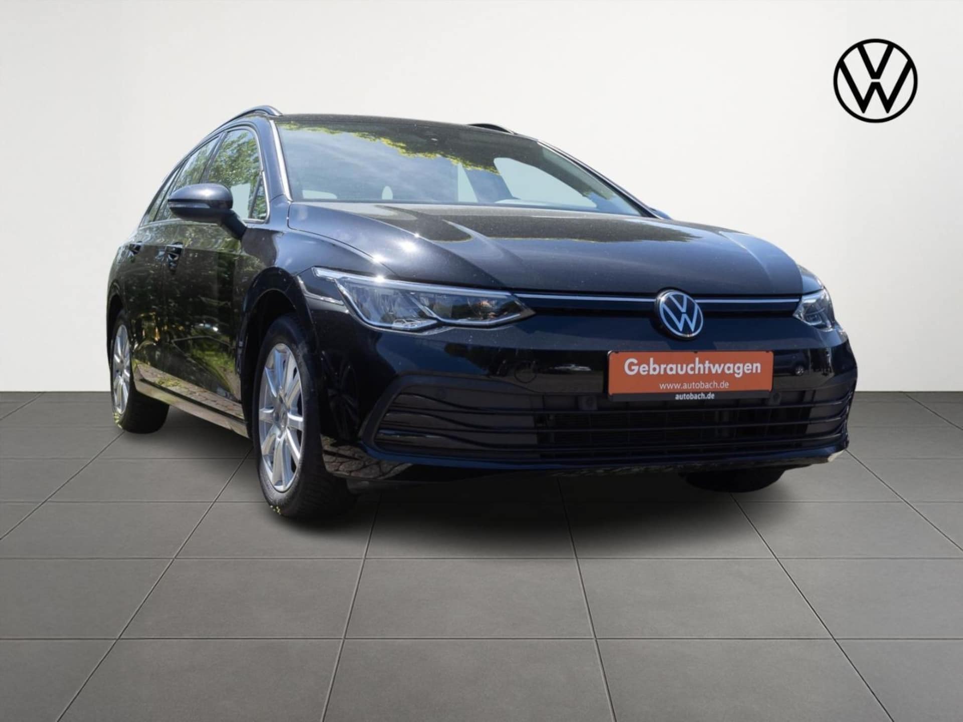 Volkswagen Golf Variant Life