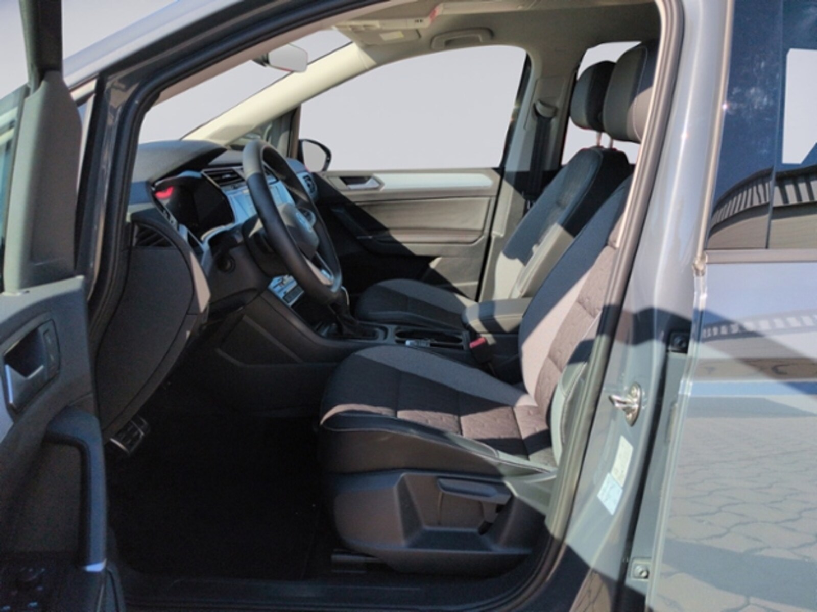 Volkswagen Touran – Bild 11