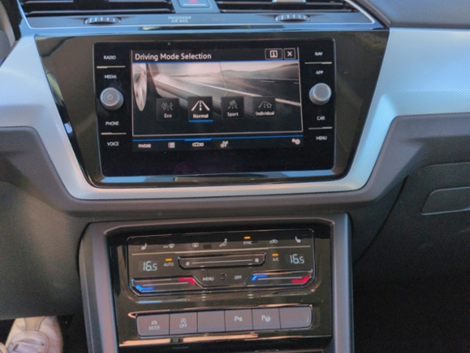 Volkswagen Touran – Bild 12