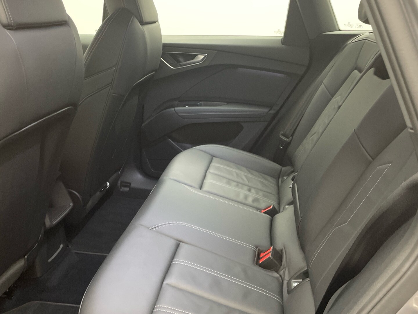 Image about Audi Q4 e-tron 40 e-tron